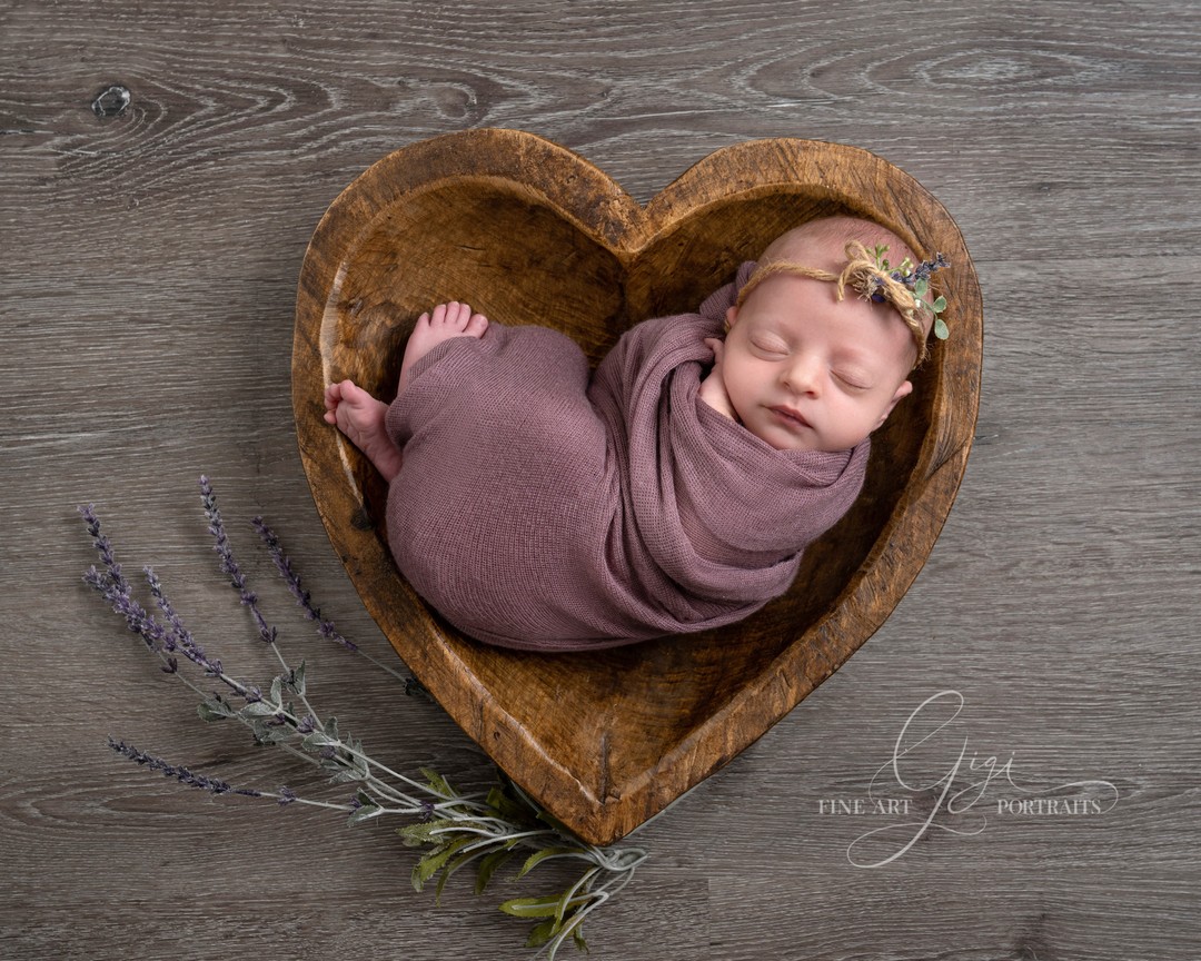 Welcome to the world, Madison! I love the sweet simplicity and touch of nature in this newborn image so much. Thank you to my clients and please feel free to share!